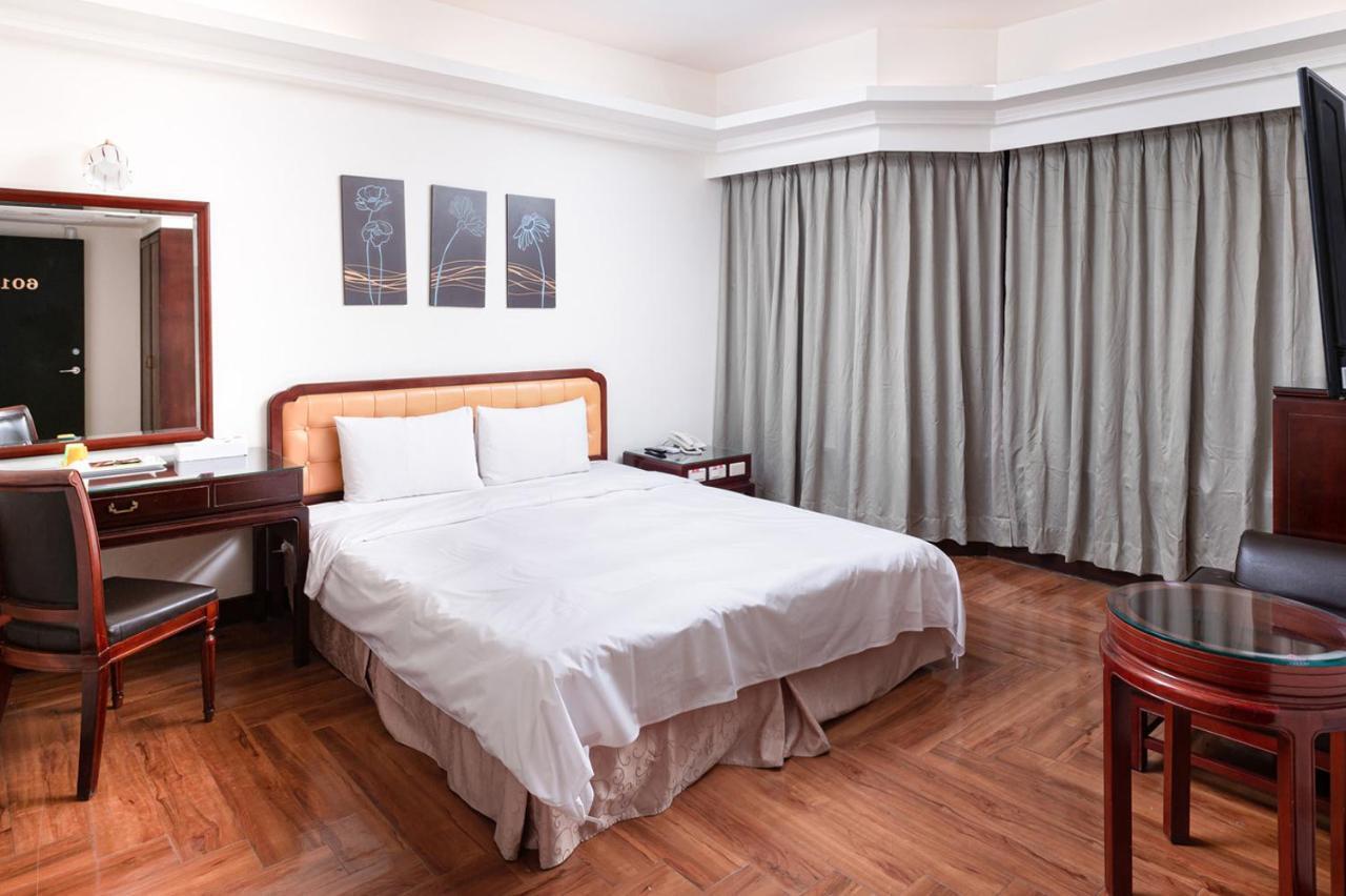 Peach Hotel Kota Hsinchu Bagian luar foto