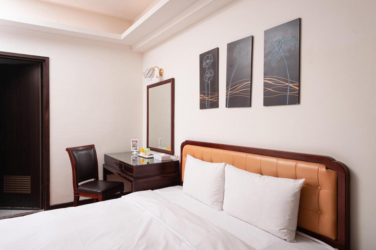 Peach Hotel Kota Hsinchu Bagian luar foto