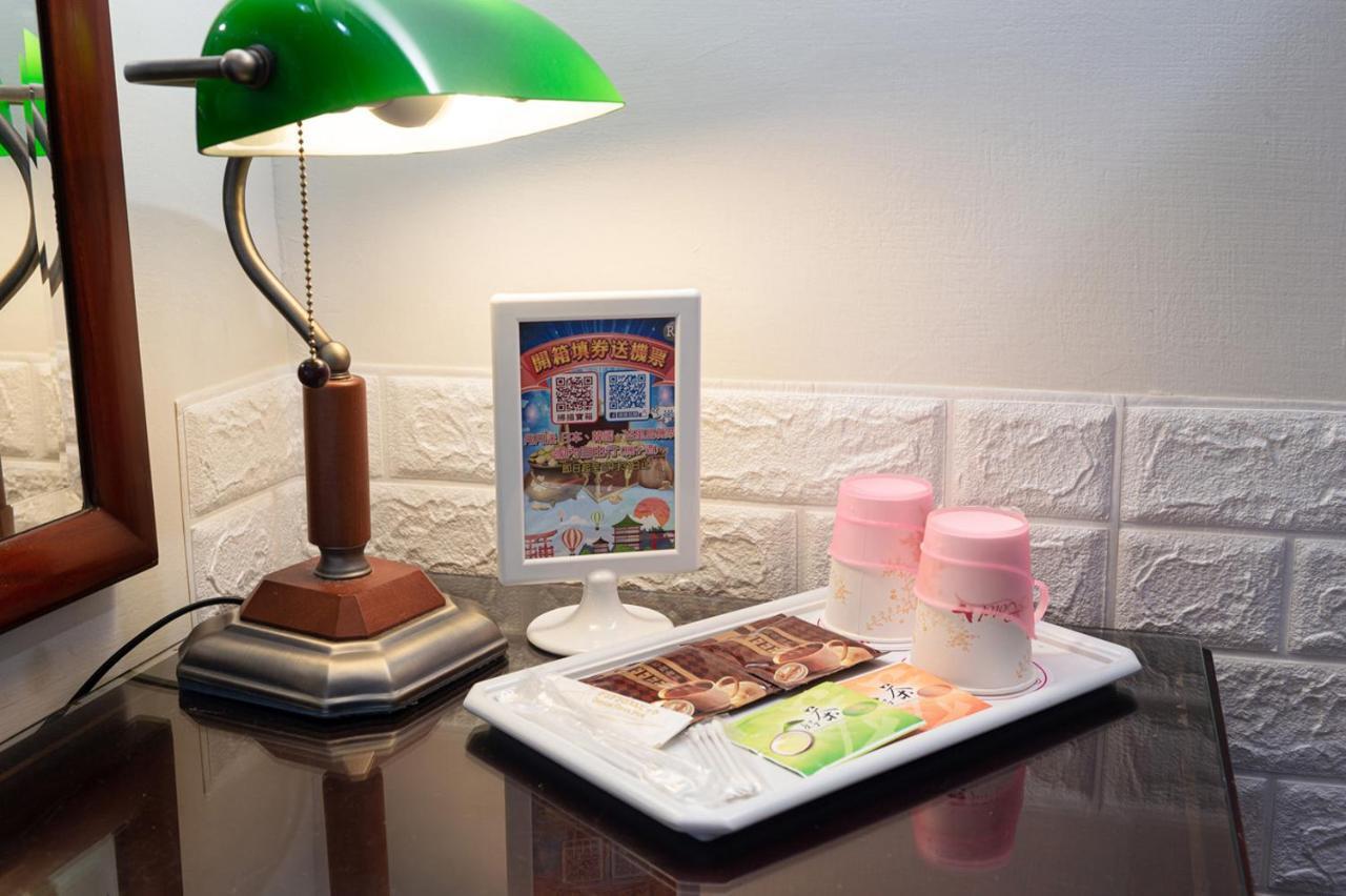 Peach Hotel Kota Hsinchu Bagian luar foto
