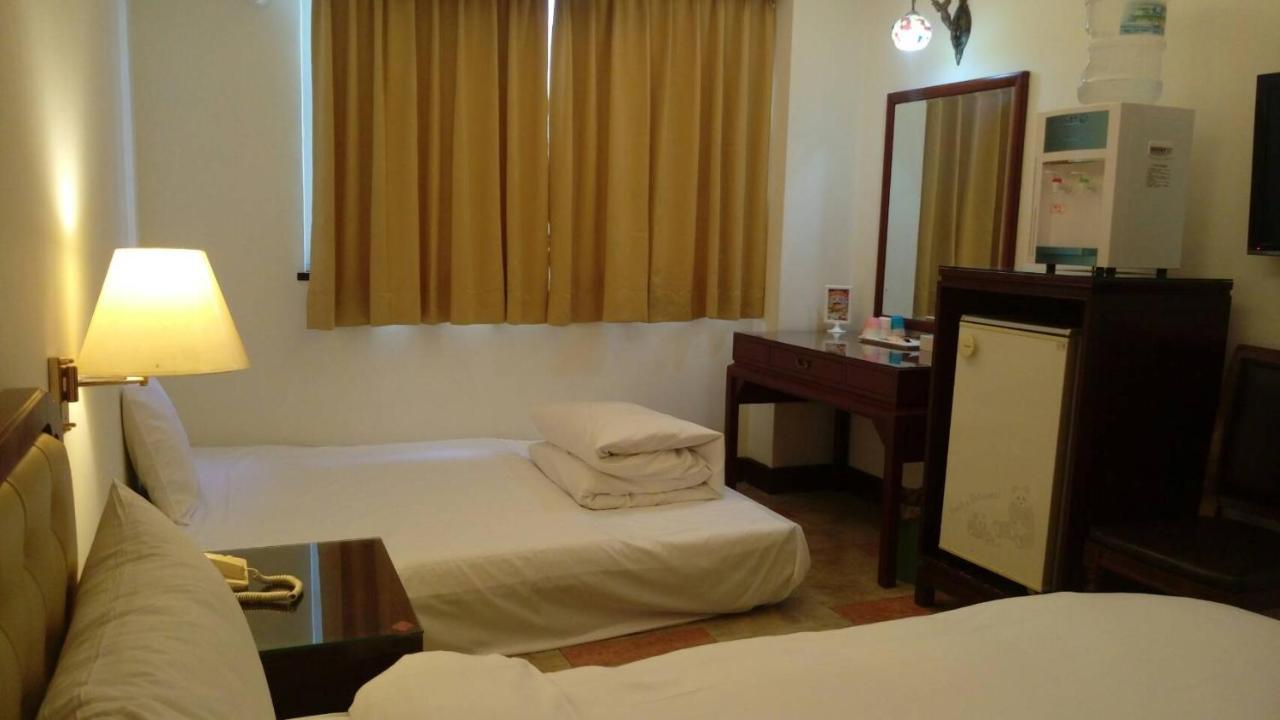 Peach Hotel Kota Hsinchu Bagian luar foto